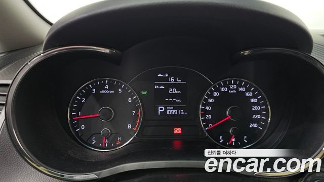 Kia K3 2013 — photo 11