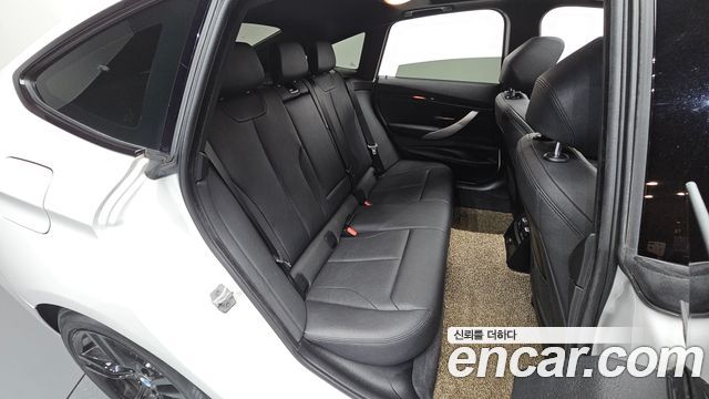 BMW Gran Turismo 2020 — photo 17