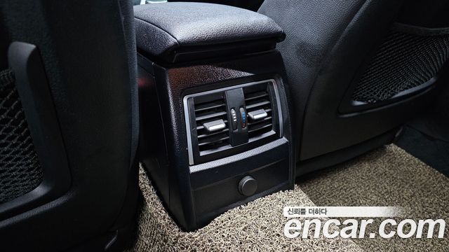 BMW Gran Turismo 2020 — photo 27