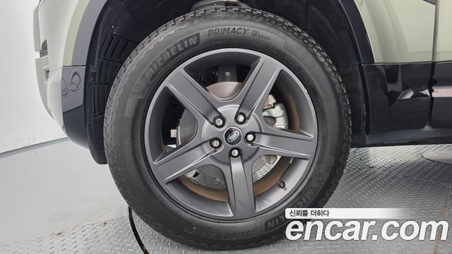 Land Rover Defender 2025 — photo 5