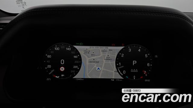 Land Rover Defender 2025 — photo 11