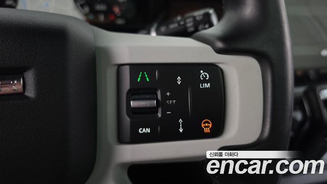 Land Rover Defender 2025 — photo 23
