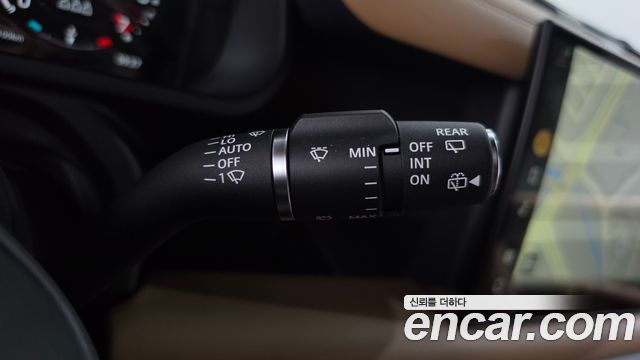Land Rover Defender 2025 — photo 27