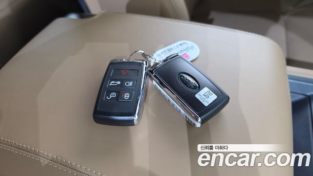 Land Rover Defender 2025 — photo 23