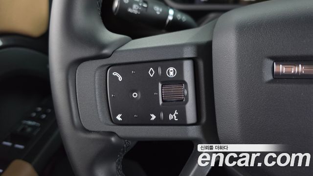 Land Rover Defender 2025 — photo 24