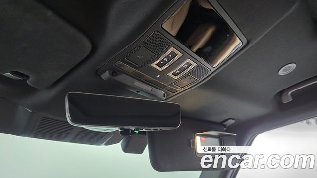 Land Rover Defender 2025 — photo 29