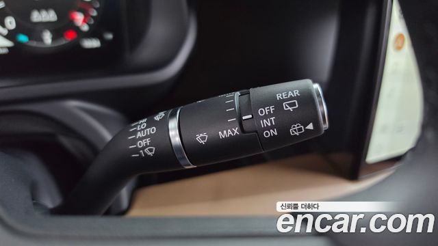 Land Rover Defender 2025 — photo 40