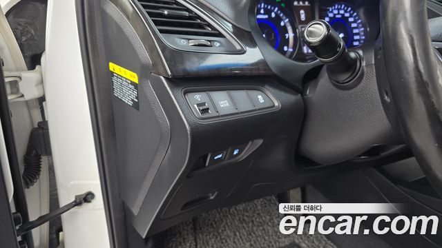 Hyundai Grandeur 2016 — photo 16