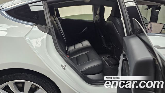 Tesla Model 3 2020 — photo 17