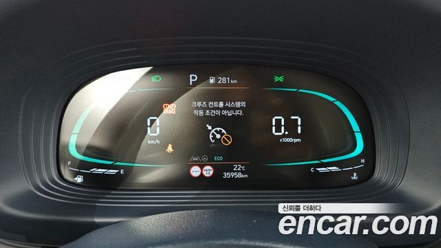 Hyundai Venue 2024 — photo 8