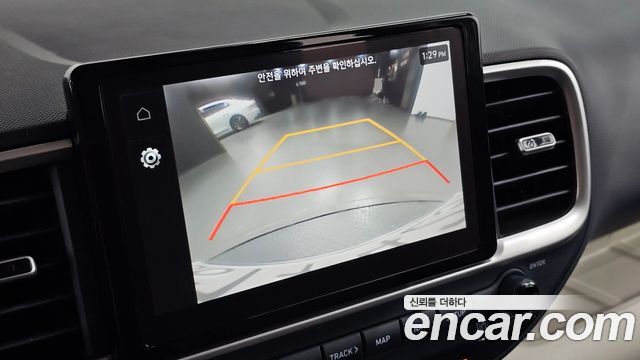 Hyundai Venue 2024 — photo 15