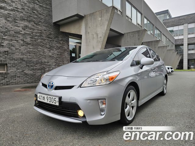 Toyota Prius 2012 — photo 1