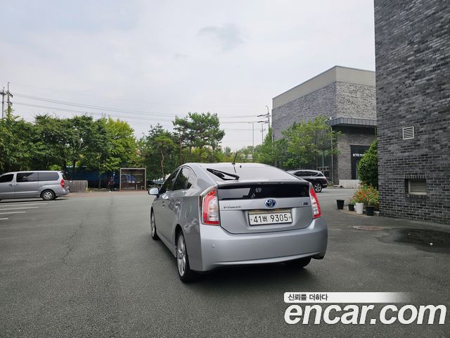 Toyota Prius 2012 — photo 4