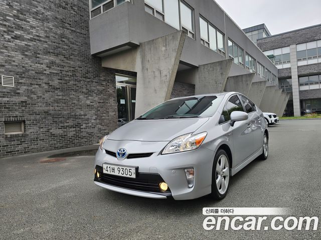 Toyota Prius 2012 — photo 9