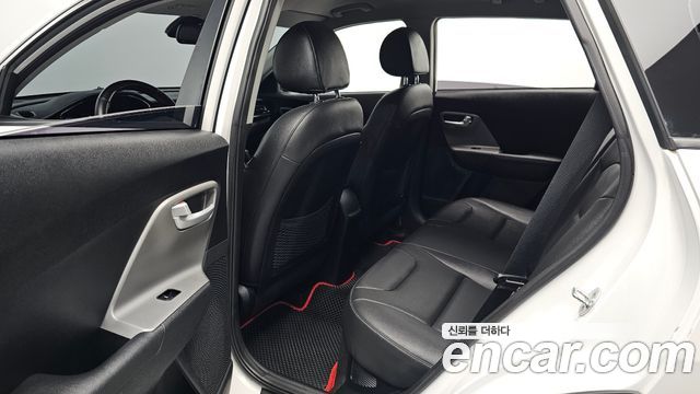 Kia Niro 2020 — photo 18