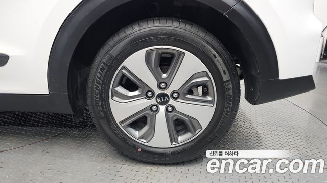 Kia Niro 2020 — photo 7