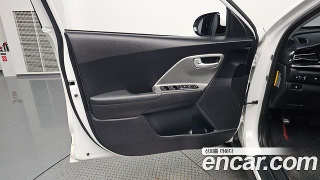 Kia Niro 2020 — photo 14