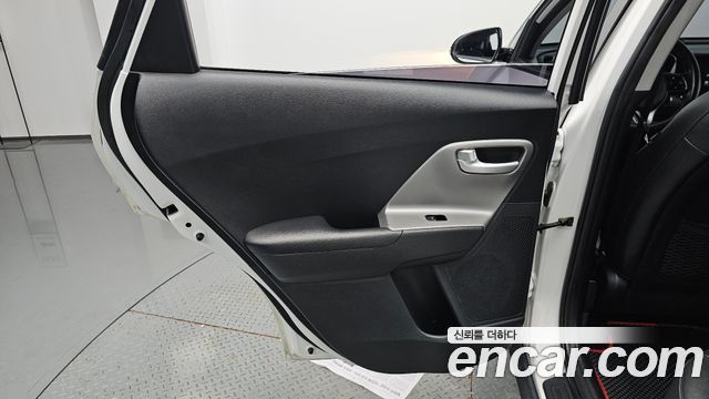 Kia Niro 2020 — photo 15