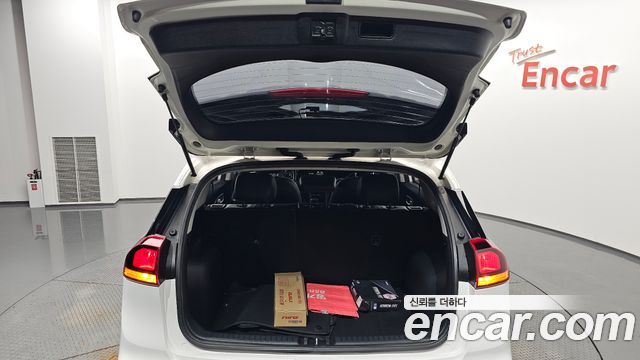Kia Niro 2020 — photo 31