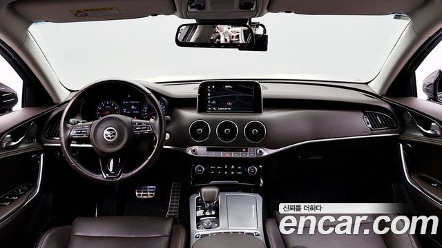 Kia Stinger 2018 — photo 6