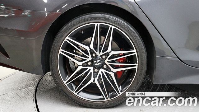 Kia Stinger 2018 — photo 19