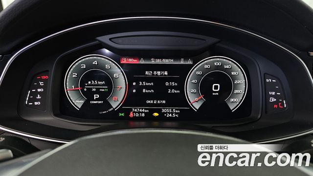 Audi A6 2022 — photo 11