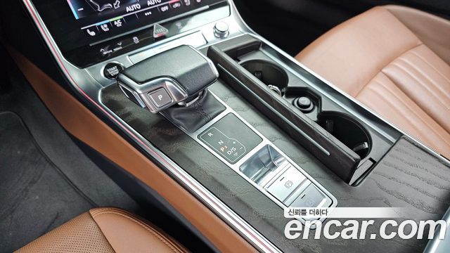 Audi A6 2022 — photo 12