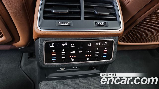 Audi A6 2022 — photo 25