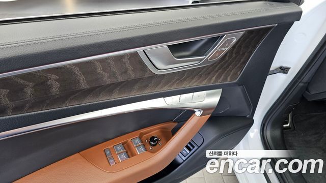 Audi A6 2022 — photo 30