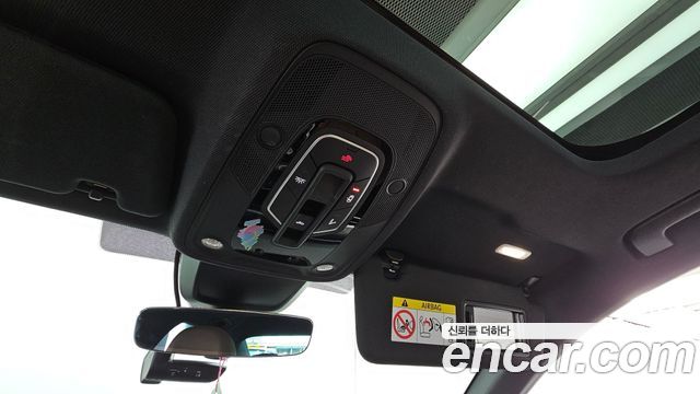 Audi A6 2022 — photo 31