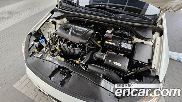 Hyundai AVANTE 2016 — photo 6
