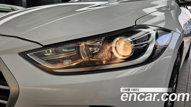 Hyundai AVANTE 2016 — photo 8