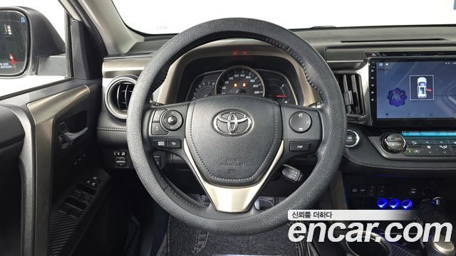 Toyota RAV4 2014 — photo 18