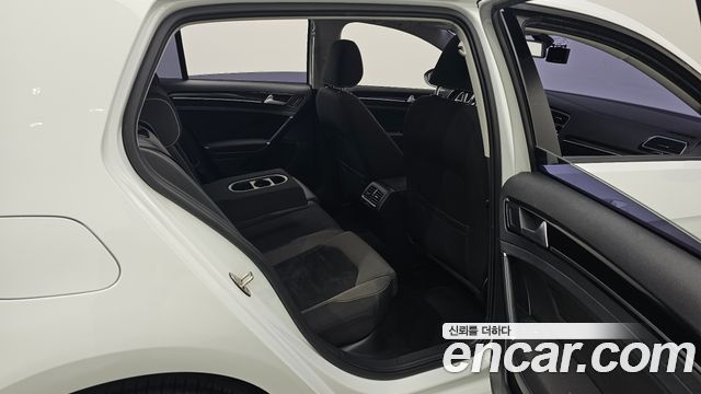 Volkswagen Golf 2015 — photo 18
