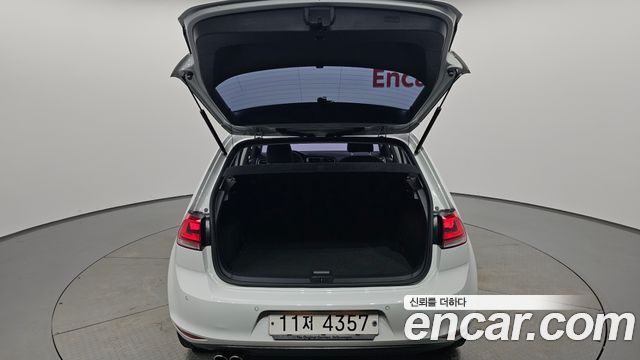 Volkswagen Golf 2015 — photo 26