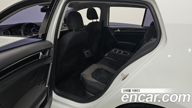 Volkswagen Golf 2015 — photo 16