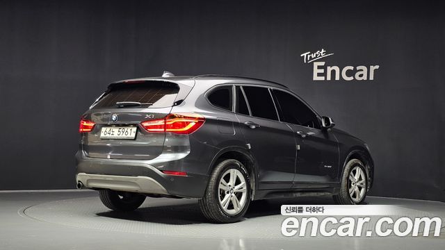 BMW X1 2017 — photo 2