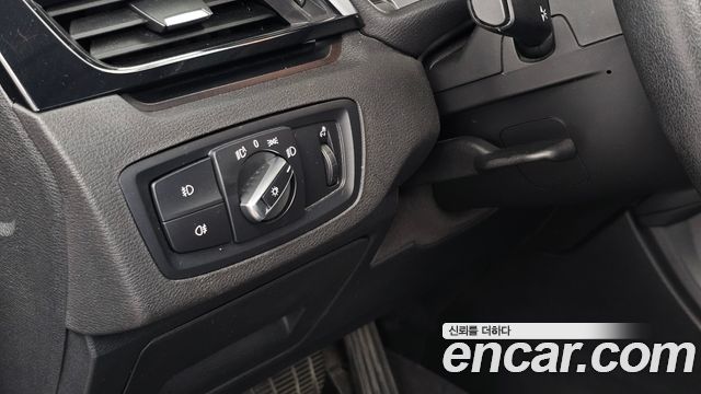 BMW X1 2017 — photo 16