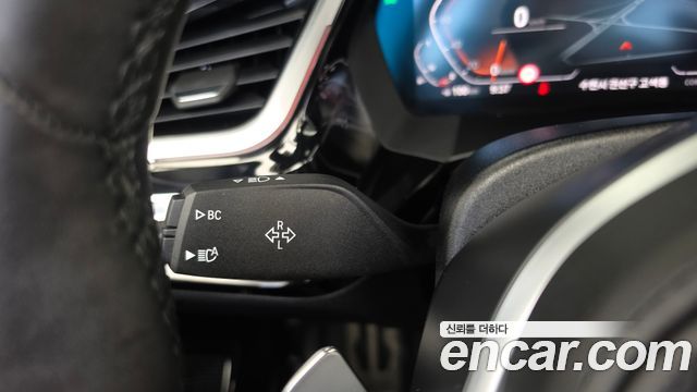 BMW Z4 2025 — photo 27
