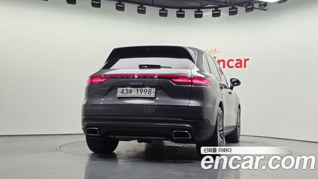 Porsche Cayenne 2019 — photo 4