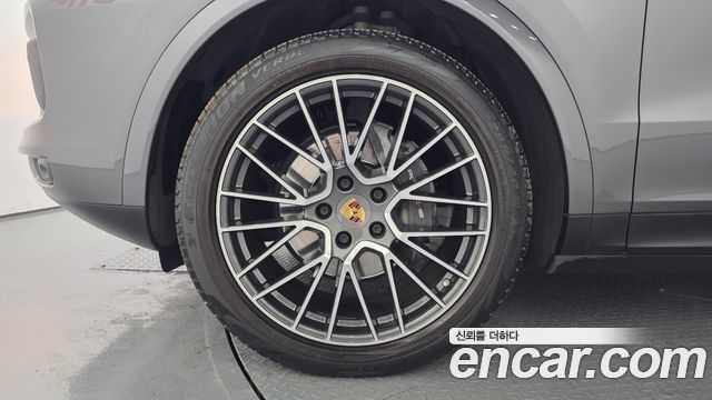 Porsche Cayenne 2019 — photo 5