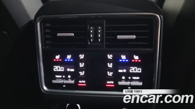 Porsche Cayenne 2019 — photo 24