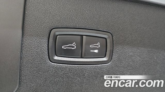 Porsche Cayenne 2019 — photo 29