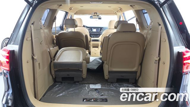Kia Canival 2019 — photo 26