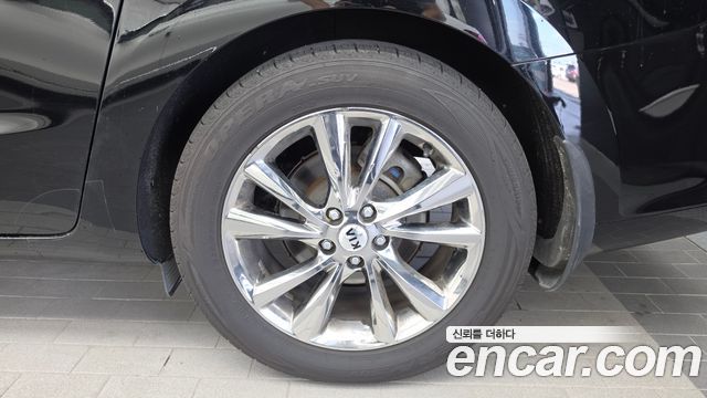 Kia Canival 2019 — photo 7
