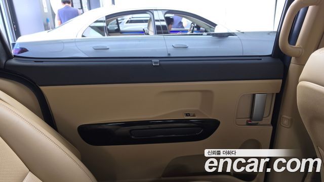 Kia Canival 2019 — photo 15