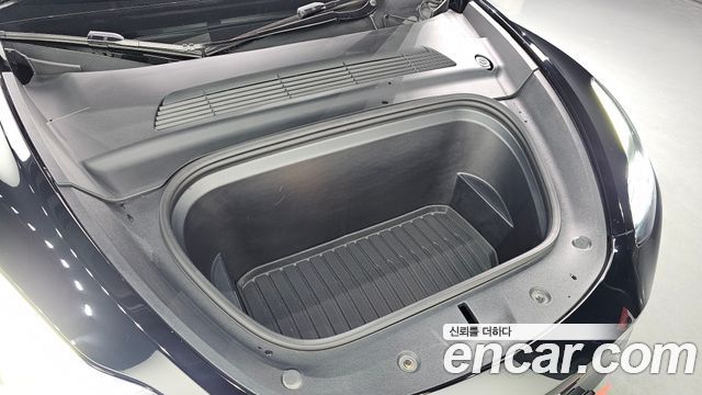 Tesla Model Y 2024 — photo 6