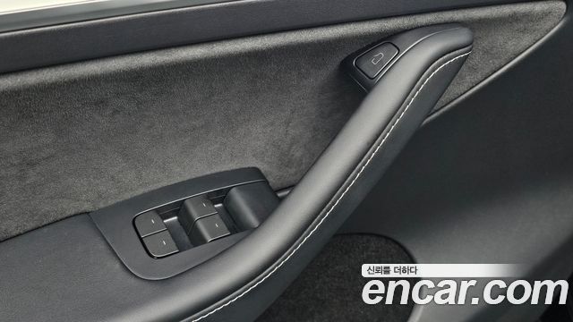 Tesla Model Y 2024 — photo 30