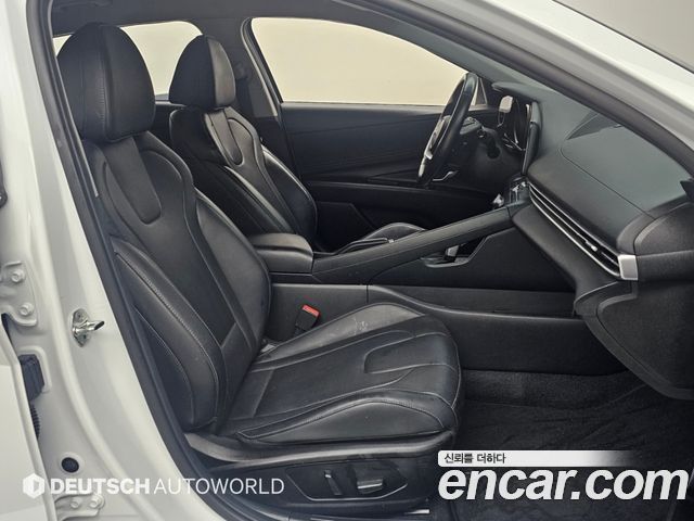 Hyundai AVANTE 2023 — photo 17