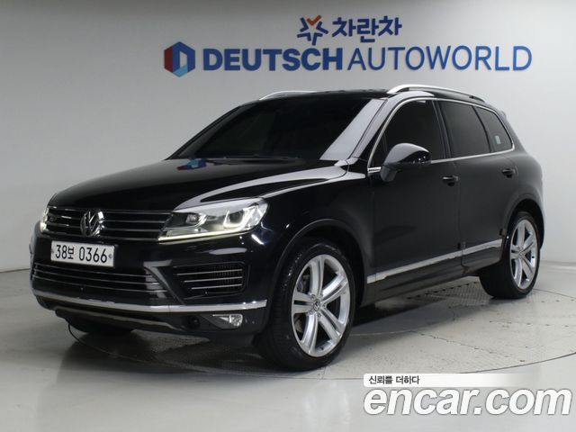 Volkswagen Touareg 2016 — photo 1